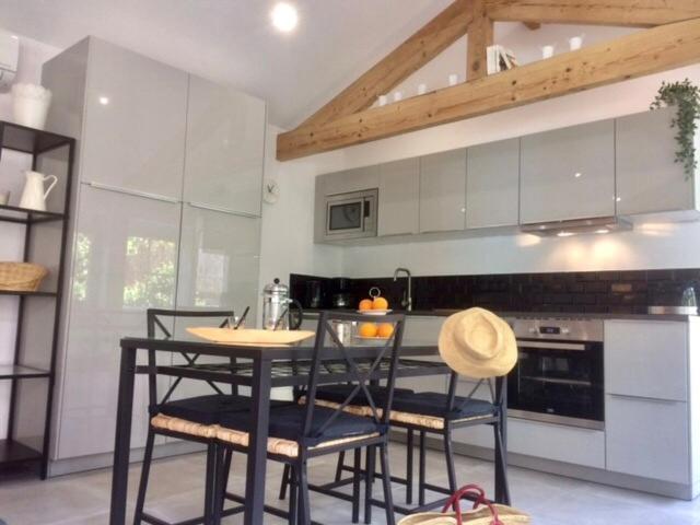 Gite Sous Le Cerisier Apartment Palalda Екстериор снимка